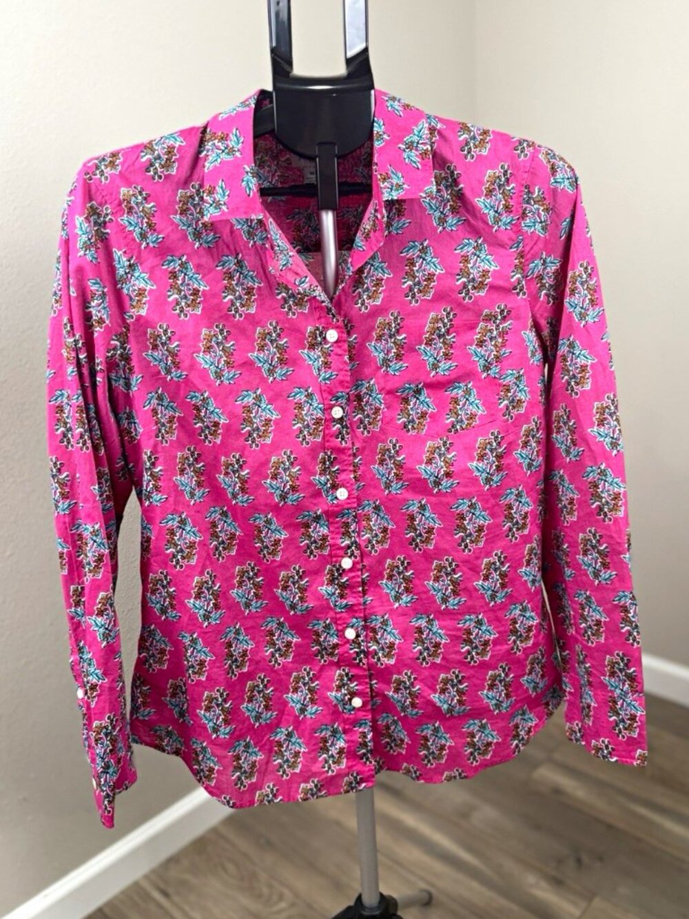 J.Crew Women’s M Pink 100% Cotton Floral Button-Up Shirt Long Sleeve